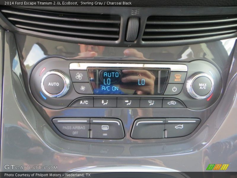 Controls of 2014 Escape Titanium 2.0L EcoBoost