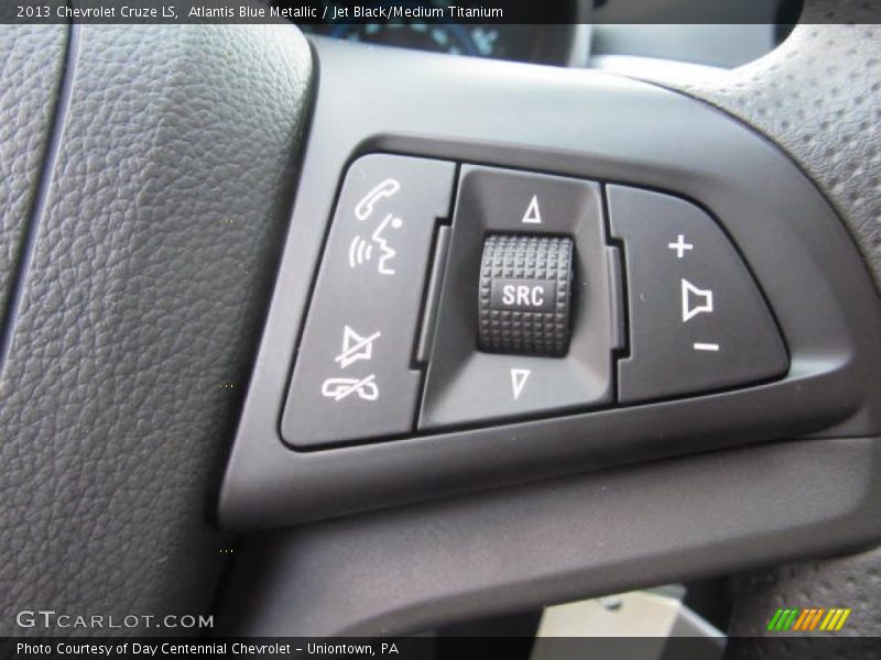 Atlantis Blue Metallic / Jet Black/Medium Titanium 2013 Chevrolet Cruze LS