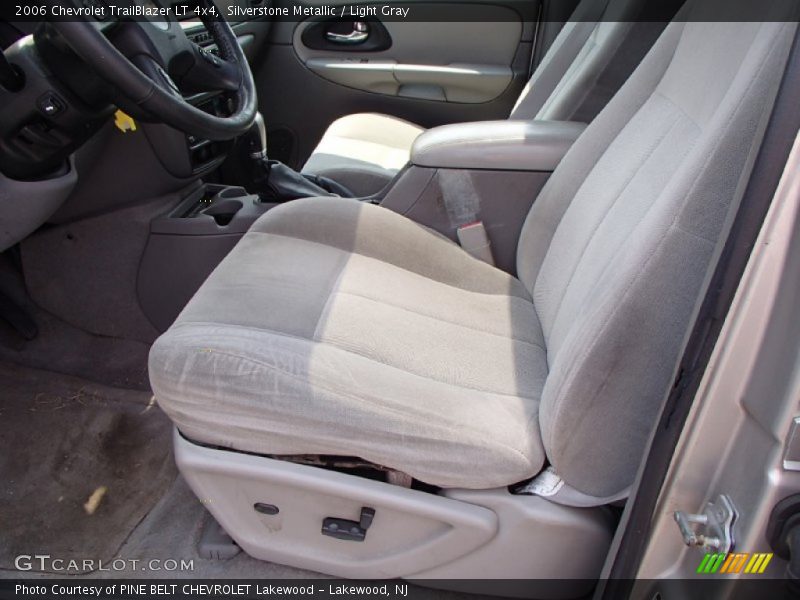 Silverstone Metallic / Light Gray 2006 Chevrolet TrailBlazer LT 4x4