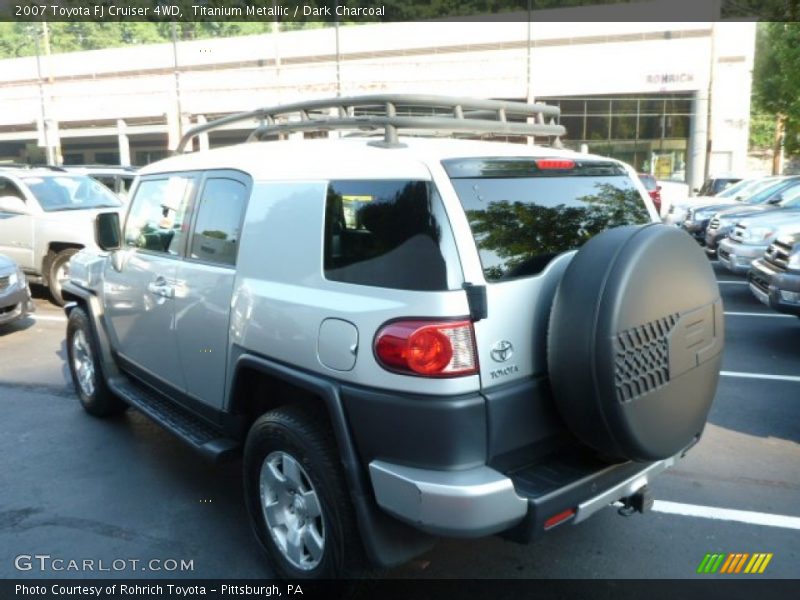Titanium Metallic / Dark Charcoal 2007 Toyota FJ Cruiser 4WD