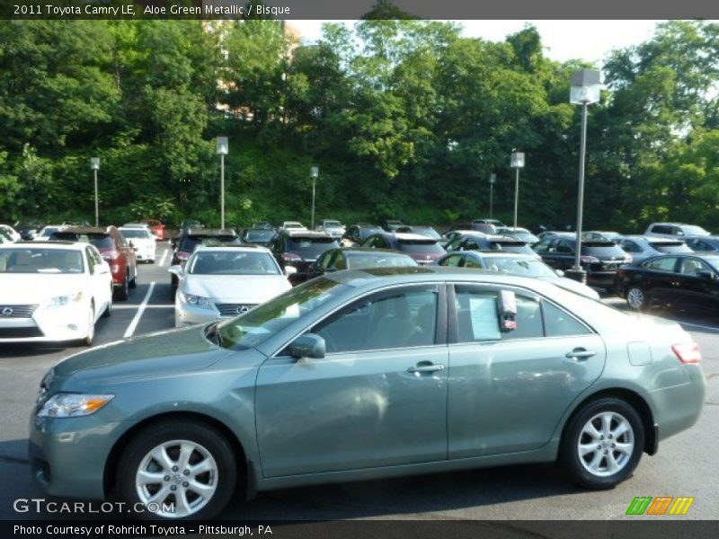 Aloe Green Metallic / Bisque 2011 Toyota Camry LE