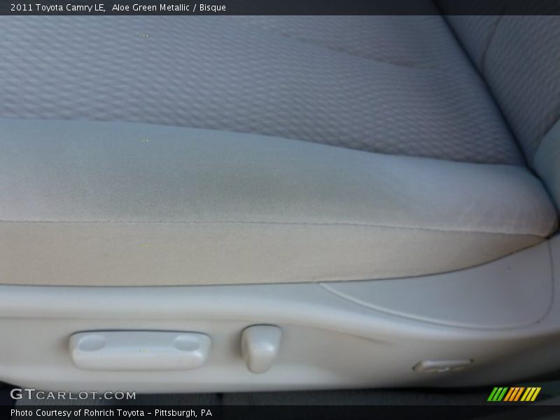 Aloe Green Metallic / Bisque 2011 Toyota Camry LE