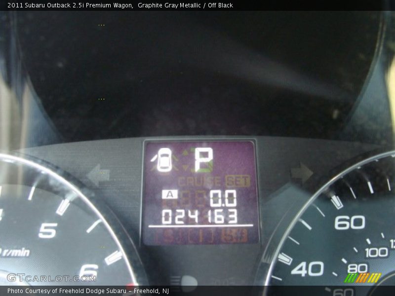 Graphite Gray Metallic / Off Black 2011 Subaru Outback 2.5i Premium Wagon