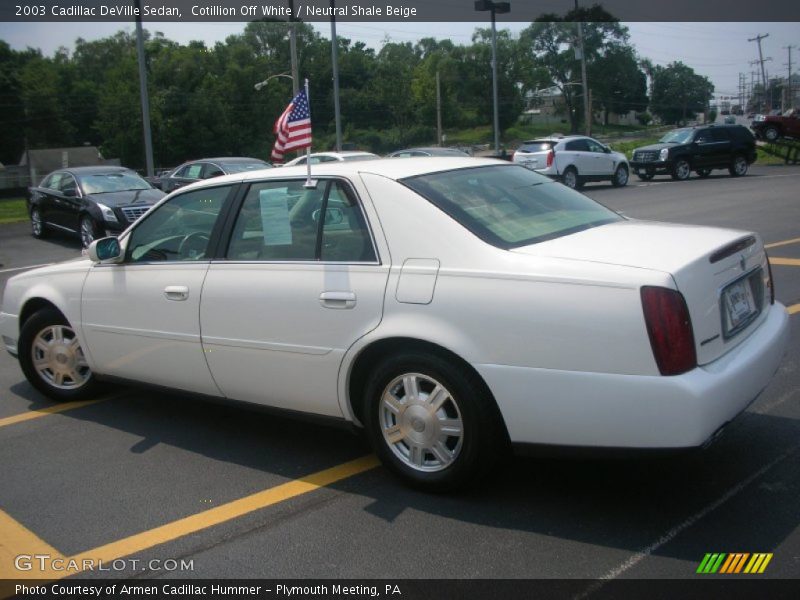 Cotillion Off White / Neutral Shale Beige 2003 Cadillac DeVille Sedan