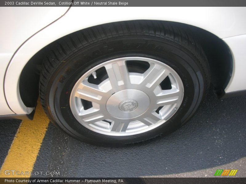 Cotillion Off White / Neutral Shale Beige 2003 Cadillac DeVille Sedan