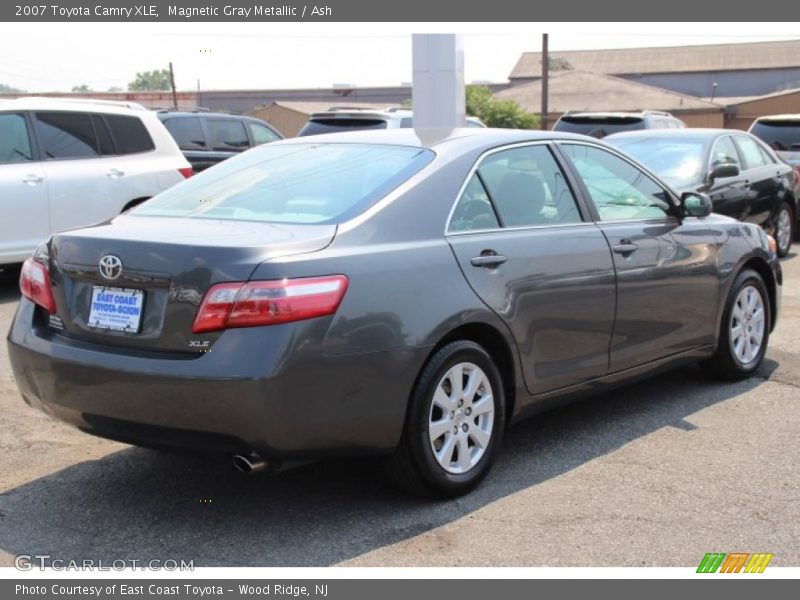 Magnetic Gray Metallic / Ash 2007 Toyota Camry XLE