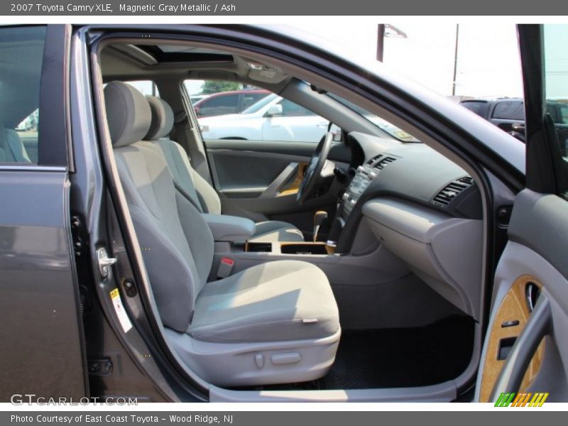 Magnetic Gray Metallic / Ash 2007 Toyota Camry XLE