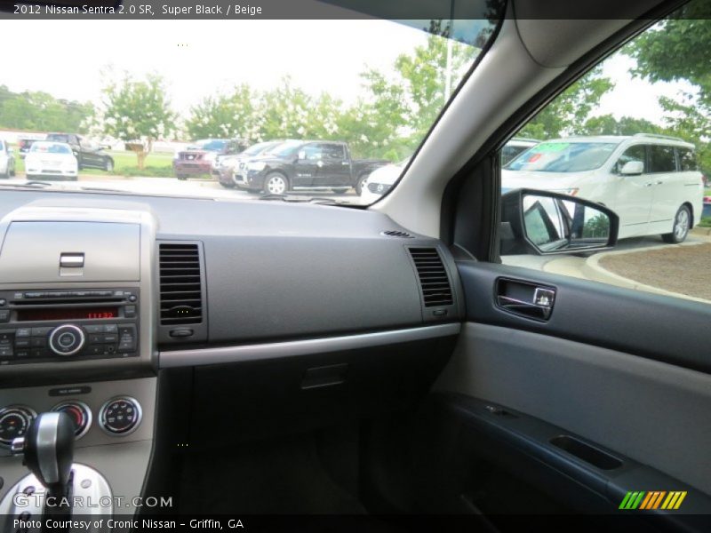 Super Black / Beige 2012 Nissan Sentra 2.0 SR