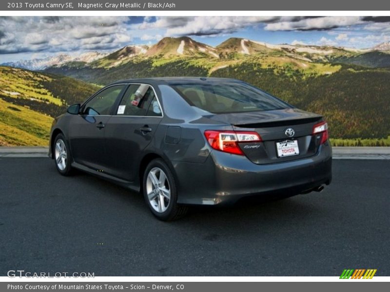 Magnetic Gray Metallic / Black/Ash 2013 Toyota Camry SE