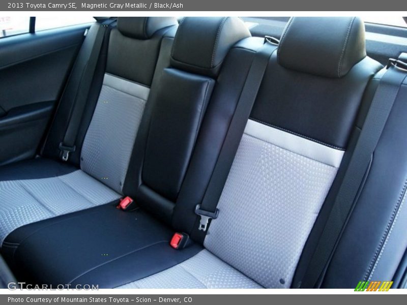 Magnetic Gray Metallic / Black/Ash 2013 Toyota Camry SE