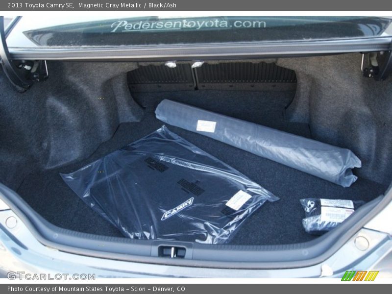 Magnetic Gray Metallic / Black/Ash 2013 Toyota Camry SE