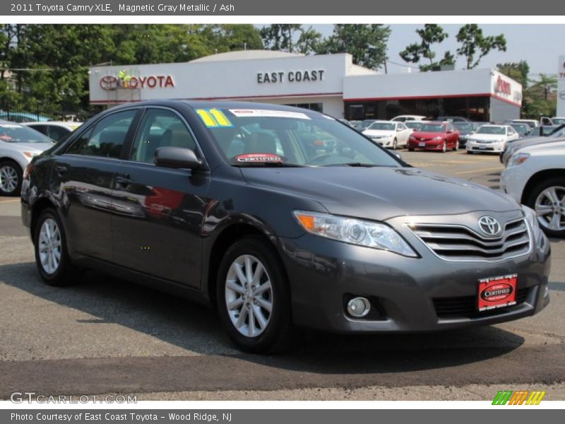 Magnetic Gray Metallic / Ash 2011 Toyota Camry XLE