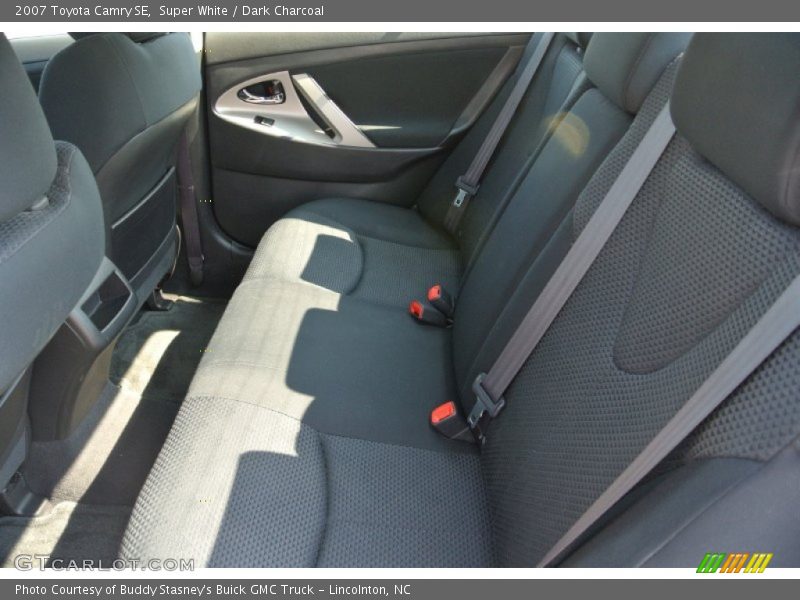 Super White / Dark Charcoal 2007 Toyota Camry SE