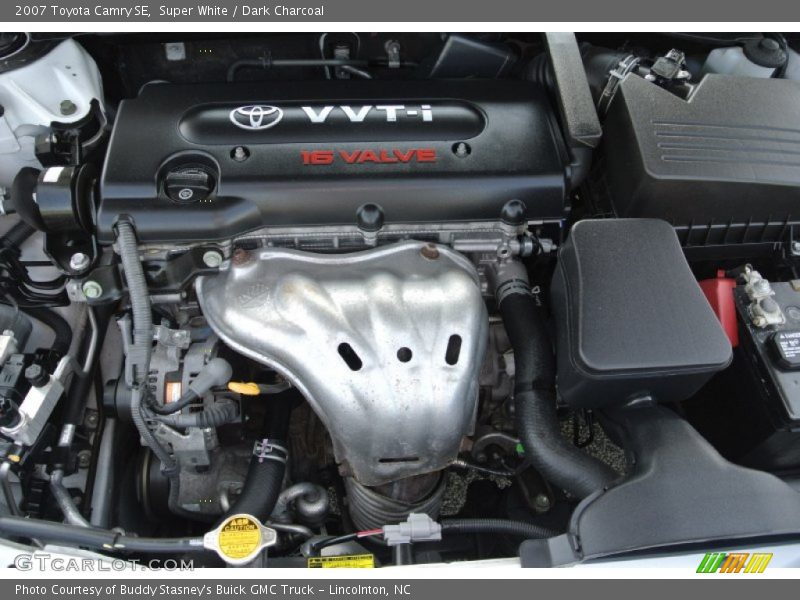 Super White / Dark Charcoal 2007 Toyota Camry SE