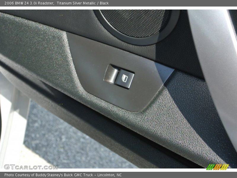 Titanium Silver Metallic / Black 2006 BMW Z4 3.0i Roadster