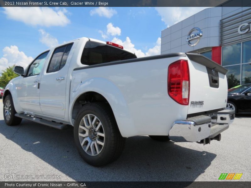 Glacier White / Beige 2013 Nissan Frontier SL Crew Cab