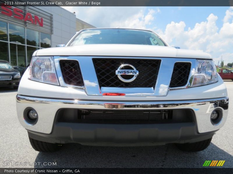 Glacier White / Beige 2013 Nissan Frontier SL Crew Cab
