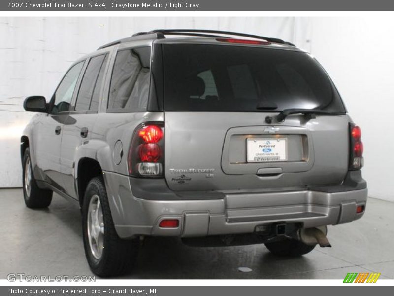 Graystone Metallic / Light Gray 2007 Chevrolet TrailBlazer LS 4x4