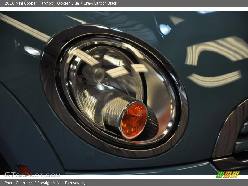 Oxygen Blue / Grey/Carbon Black 2010 Mini Cooper Hardtop