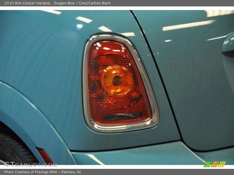 Oxygen Blue / Grey/Carbon Black 2010 Mini Cooper Hardtop