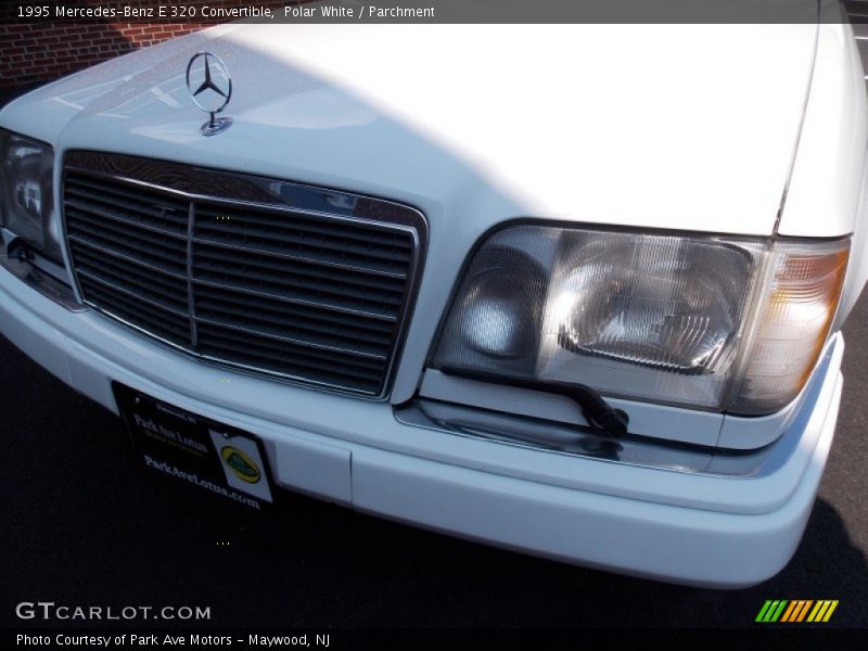 Polar White / Parchment 1995 Mercedes-Benz E 320 Convertible