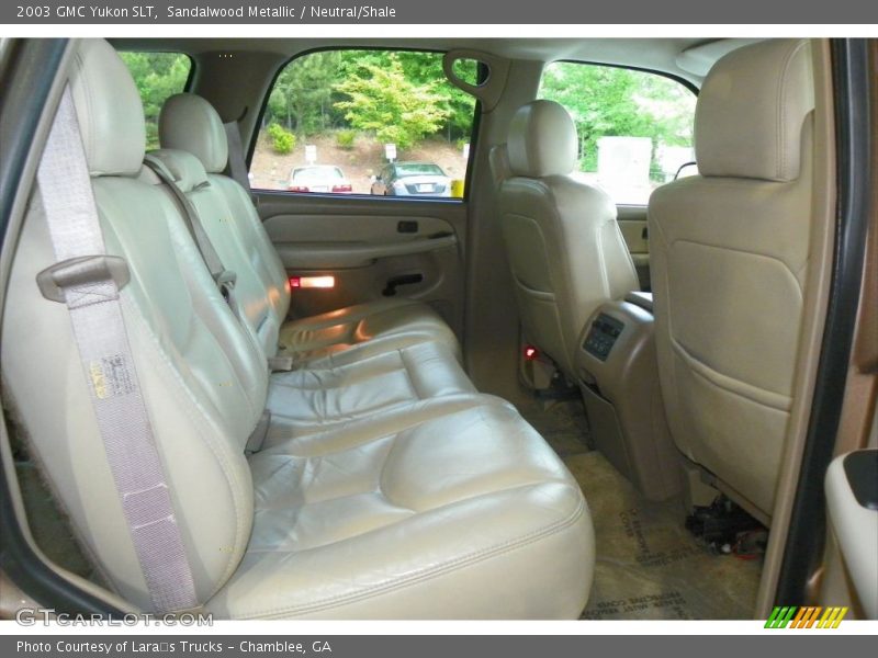 Sandalwood Metallic / Neutral/Shale 2003 GMC Yukon SLT
