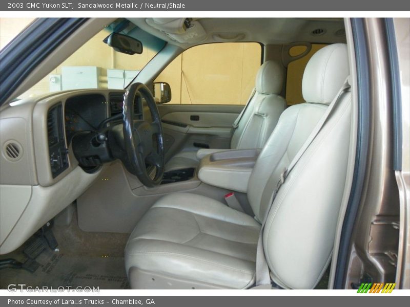 Sandalwood Metallic / Neutral/Shale 2003 GMC Yukon SLT