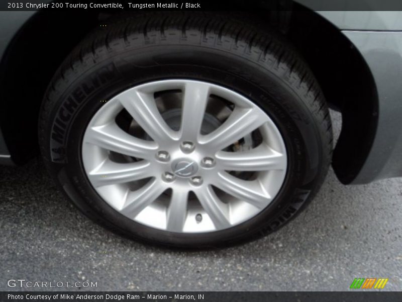 Tungsten Metallic / Black 2013 Chrysler 200 Touring Convertible