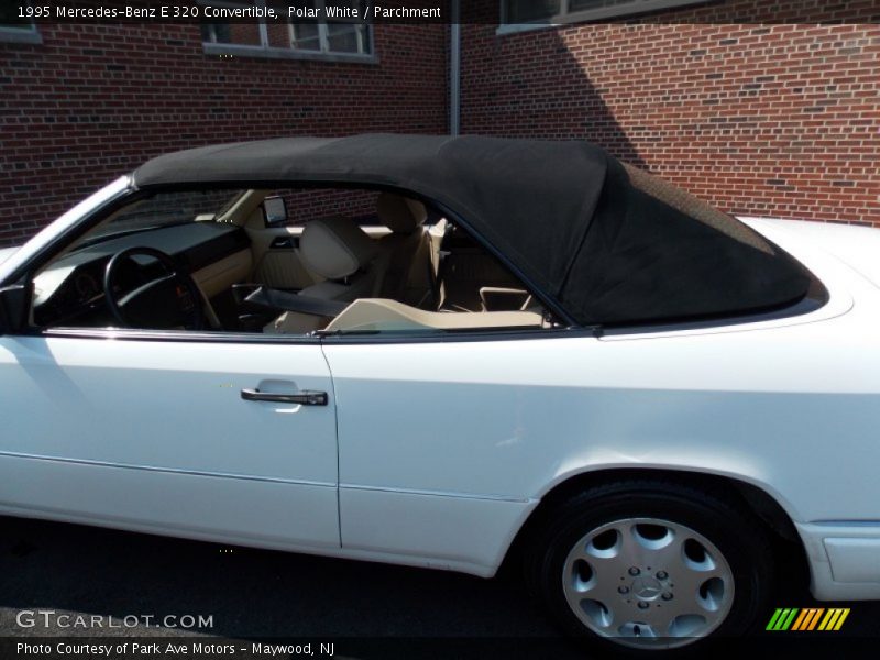 Polar White / Parchment 1995 Mercedes-Benz E 320 Convertible