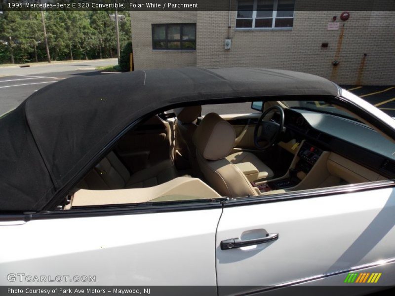 Polar White / Parchment 1995 Mercedes-Benz E 320 Convertible