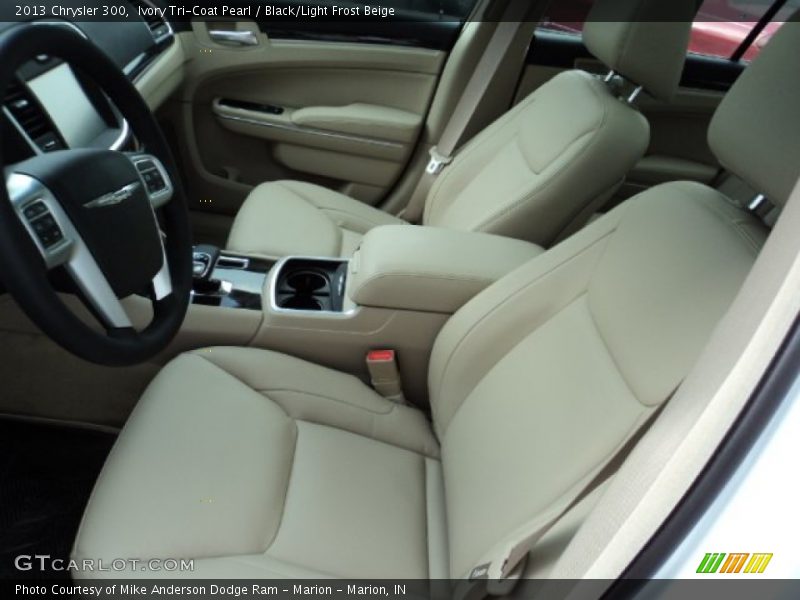 Ivory Tri-Coat Pearl / Black/Light Frost Beige 2013 Chrysler 300