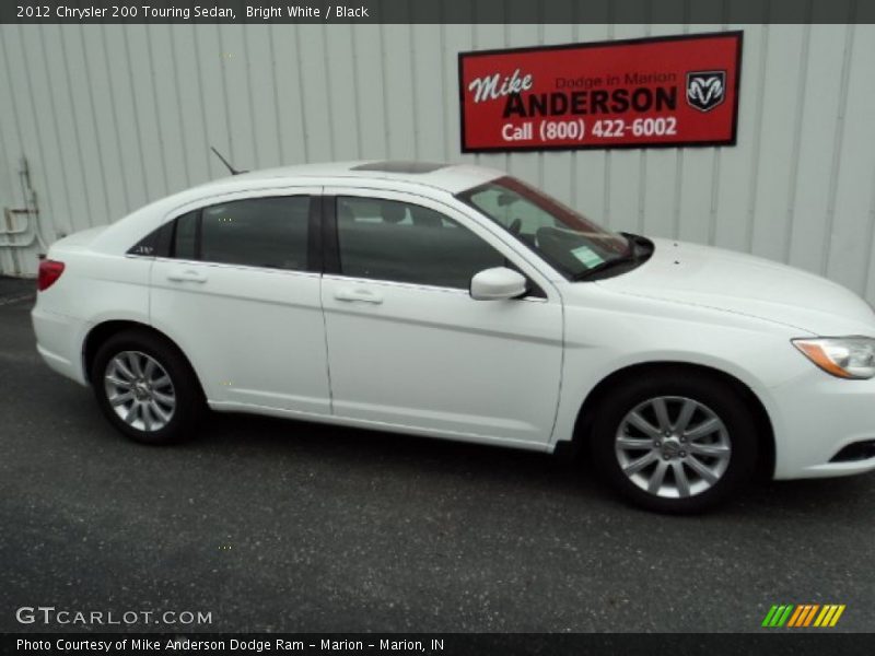 Bright White / Black 2012 Chrysler 200 Touring Sedan