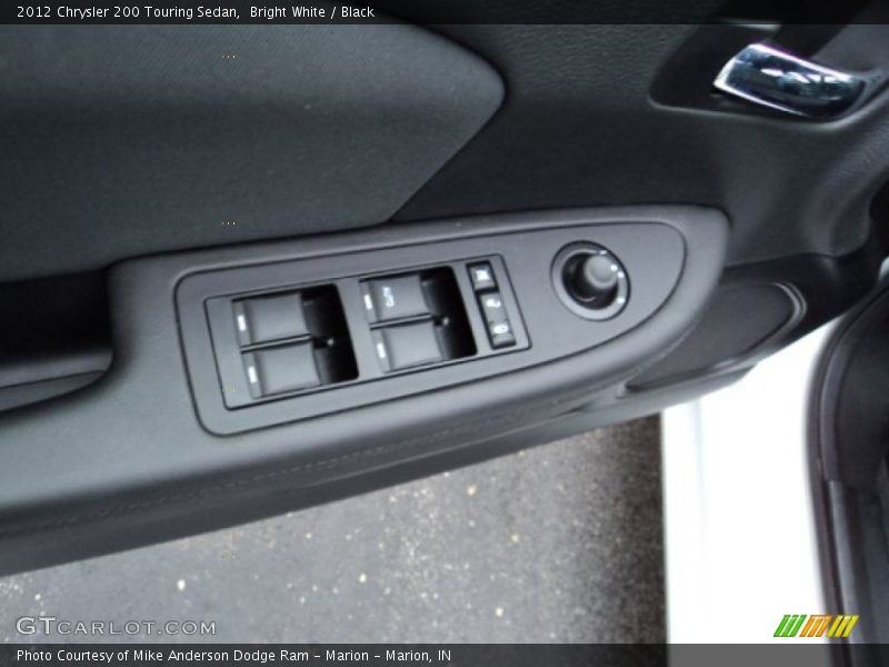 Bright White / Black 2012 Chrysler 200 Touring Sedan