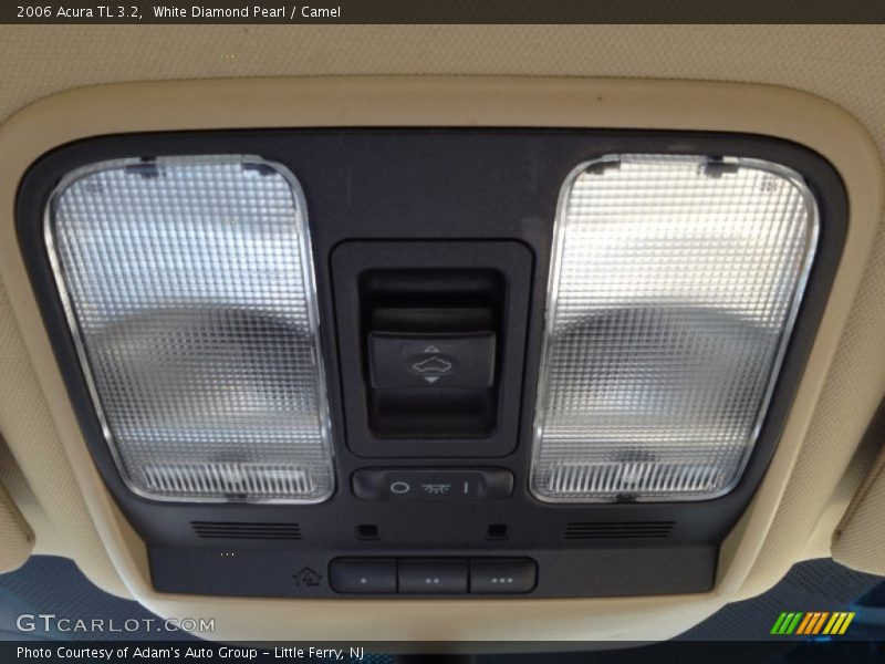 White Diamond Pearl / Camel 2006 Acura TL 3.2