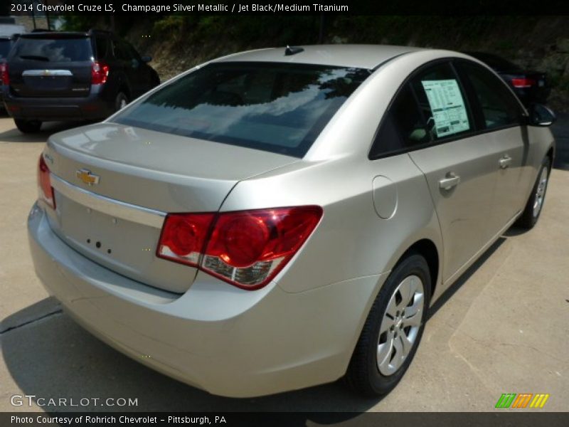 Champagne Silver Metallic / Jet Black/Medium Titanium 2014 Chevrolet Cruze LS