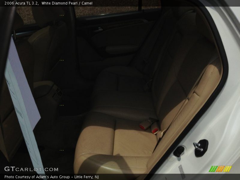 White Diamond Pearl / Camel 2006 Acura TL 3.2