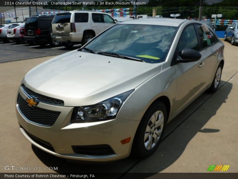 Champagne Silver Metallic / Jet Black/Medium Titanium 2014 Chevrolet Cruze LS