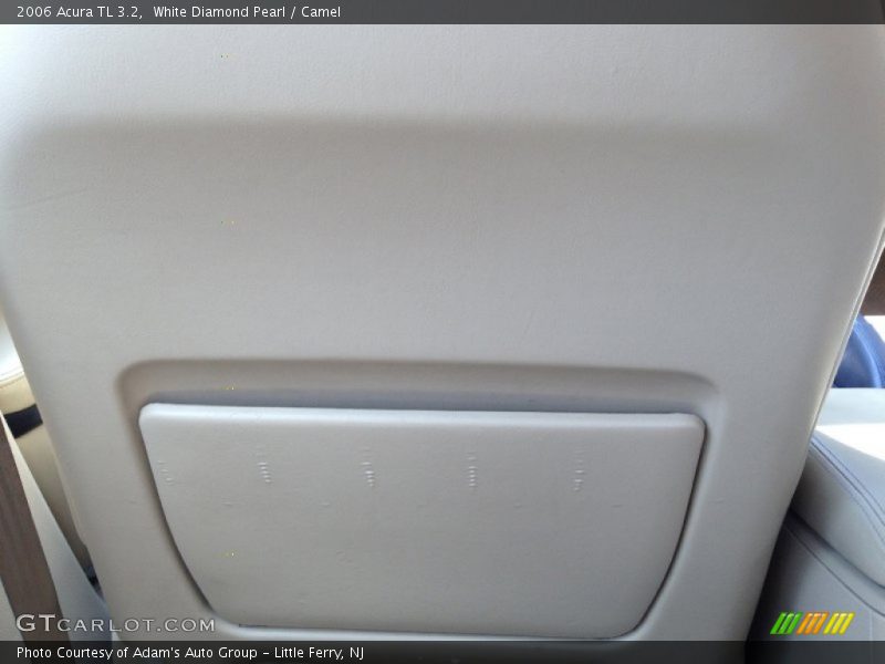 White Diamond Pearl / Camel 2006 Acura TL 3.2
