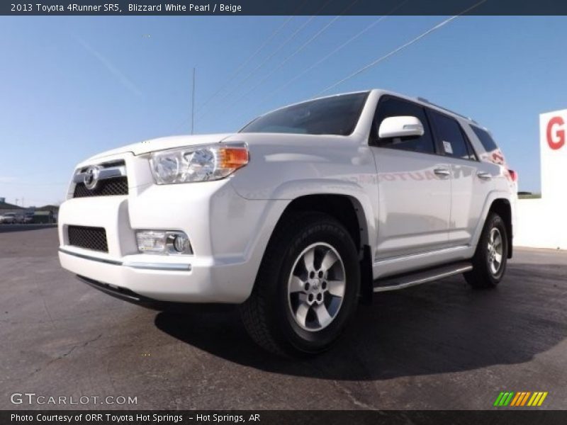 Blizzard White Pearl / Beige 2013 Toyota 4Runner SR5