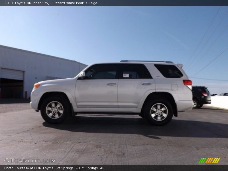 Blizzard White Pearl / Beige 2013 Toyota 4Runner SR5