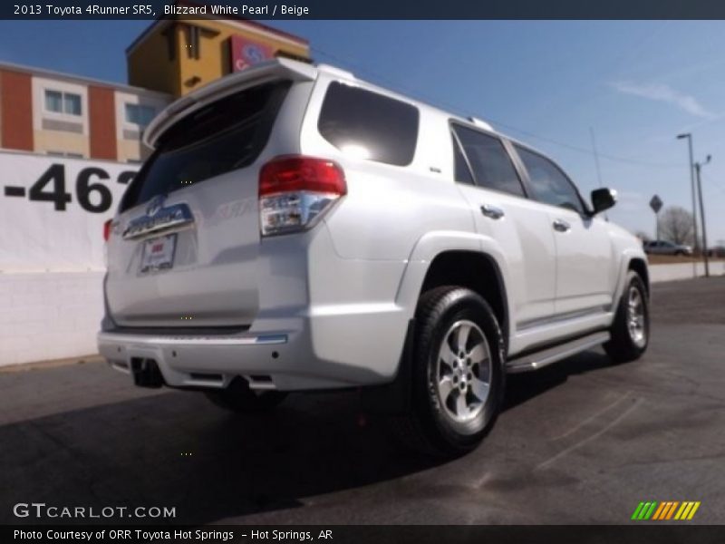 Blizzard White Pearl / Beige 2013 Toyota 4Runner SR5