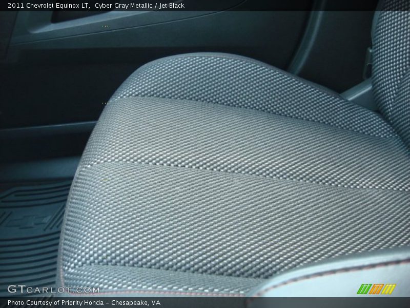 Cyber Gray Metallic / Jet Black 2011 Chevrolet Equinox LT