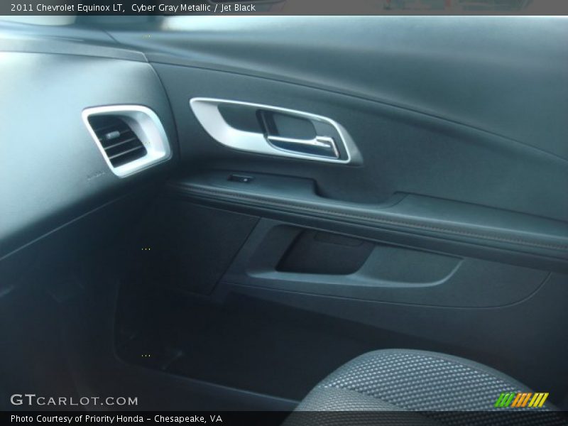Cyber Gray Metallic / Jet Black 2011 Chevrolet Equinox LT