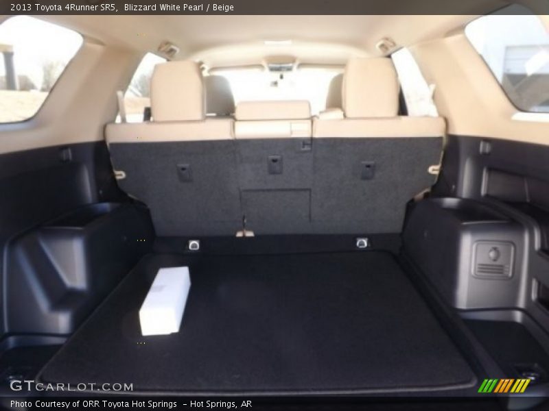 Blizzard White Pearl / Beige 2013 Toyota 4Runner SR5
