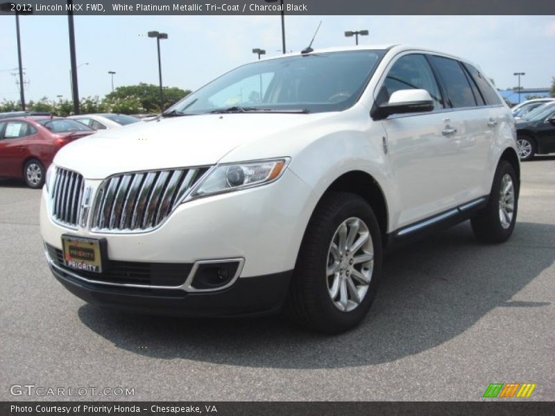 White Platinum Metallic Tri-Coat / Charcoal Black 2012 Lincoln MKX FWD