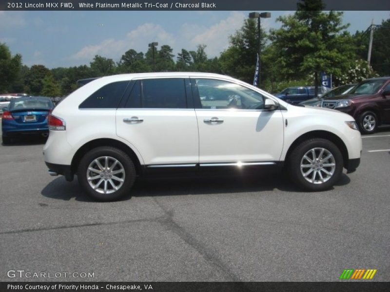 White Platinum Metallic Tri-Coat / Charcoal Black 2012 Lincoln MKX FWD