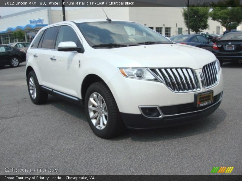 White Platinum Metallic Tri-Coat / Charcoal Black 2012 Lincoln MKX FWD