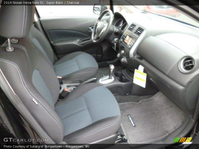 Front Seat of 2014 Versa Note SV
