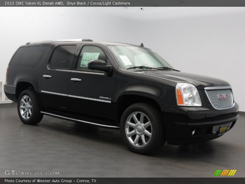 Onyx Black / Cocoa/Light Cashmere 2013 GMC Yukon XL Denali AWD