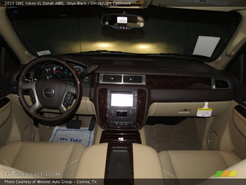 Onyx Black / Cocoa/Light Cashmere 2013 GMC Yukon XL Denali AWD